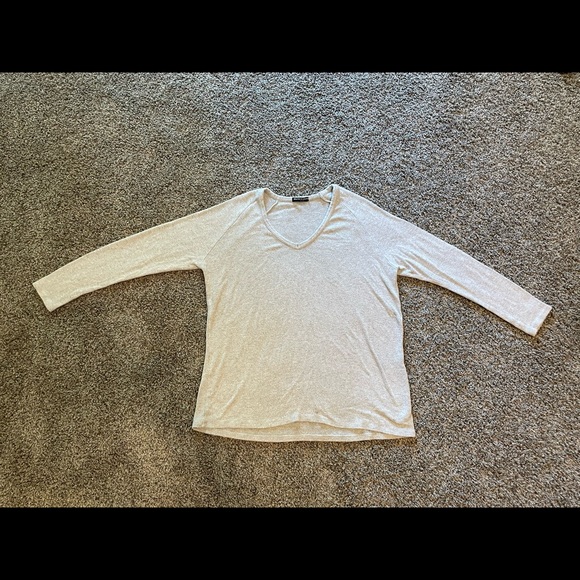 Brandy Melville Long Sleeve - Picture 1 of 4